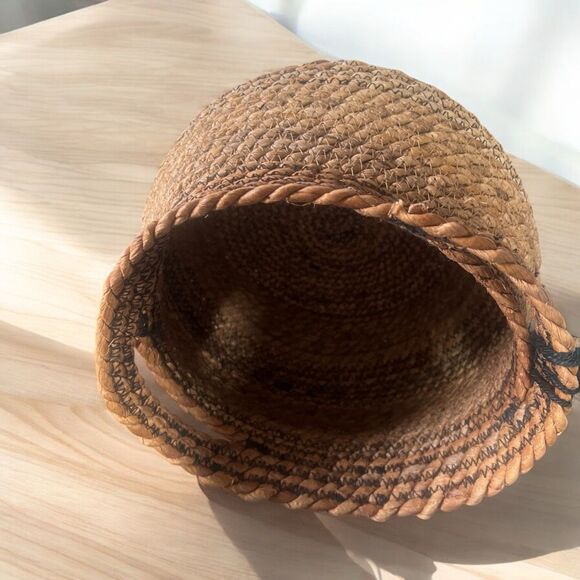 Opalhouse Jungalow basket with tassels - Picture 2 of 2